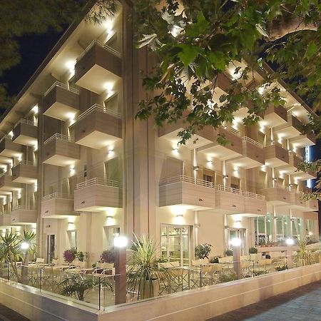 Hotel Muccioli Misano Adriatico Exteriér fotografie