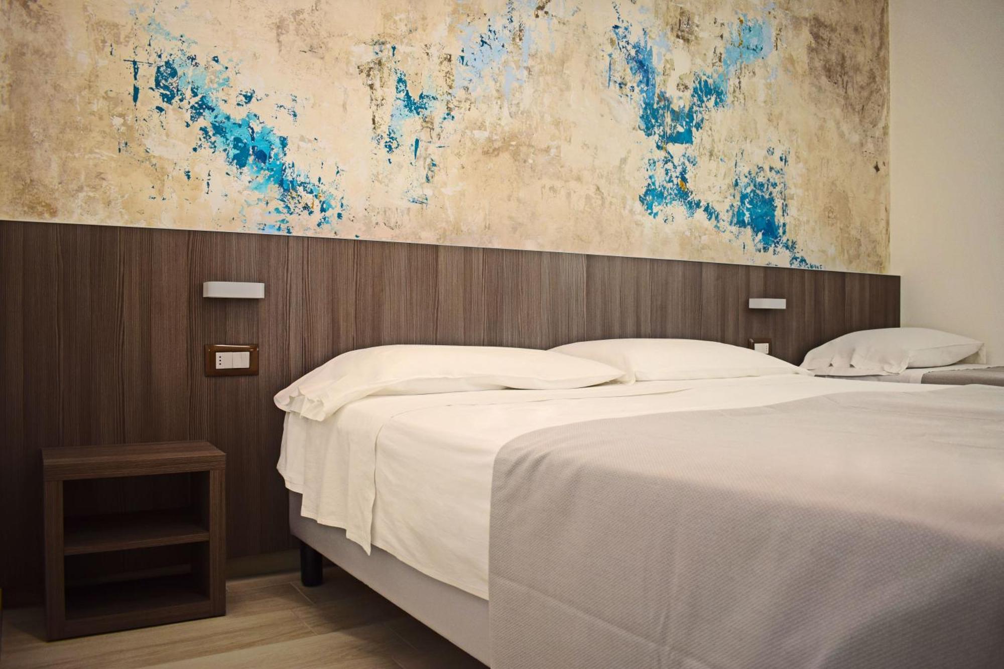Hotel Muccioli Misano Adriatico Pokoj fotografie