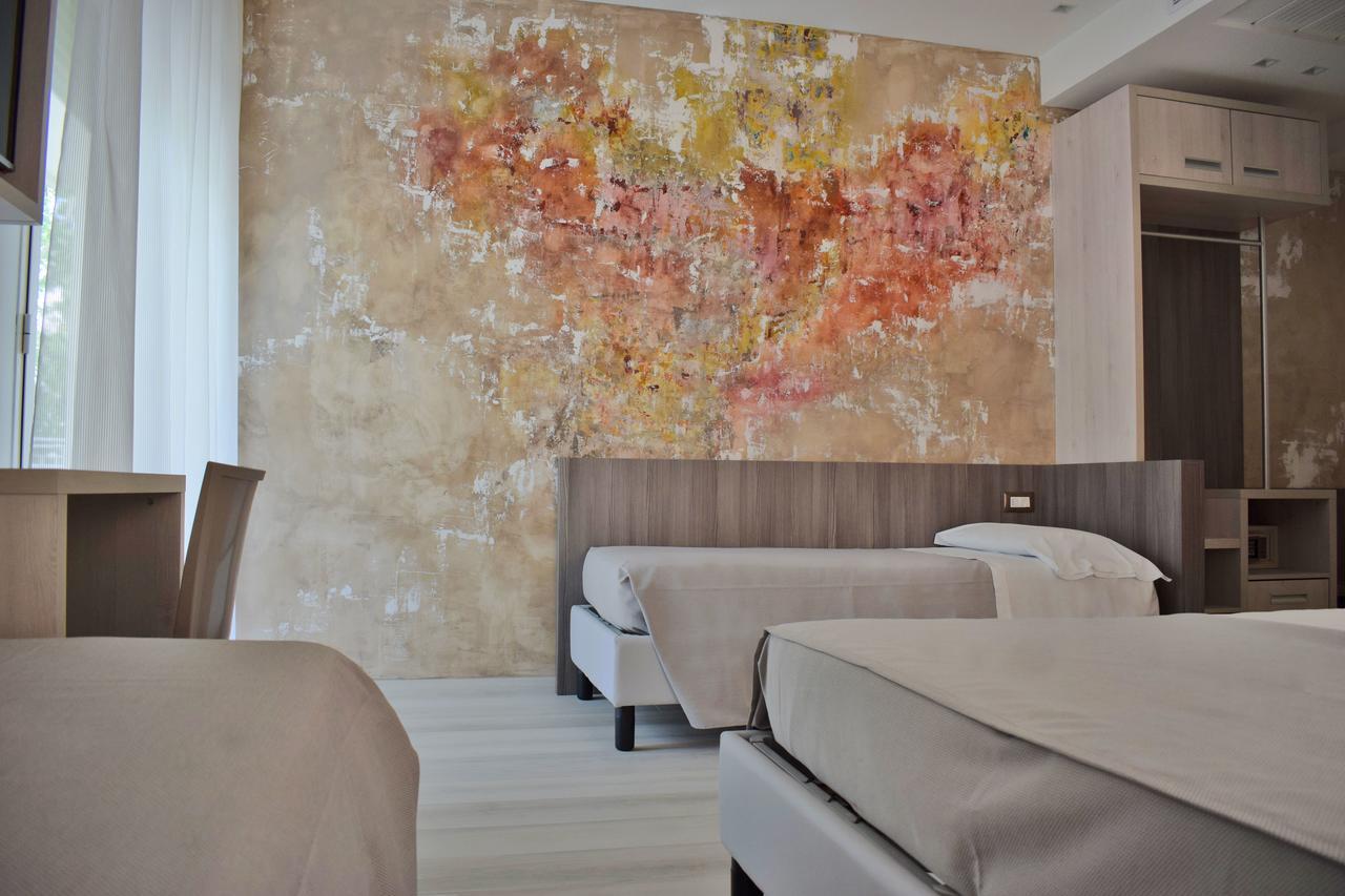Hotel Muccioli Misano Adriatico Exteriér fotografie